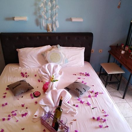 Karmiris Studios And Apartments Keri Ngoại thất bức ảnh