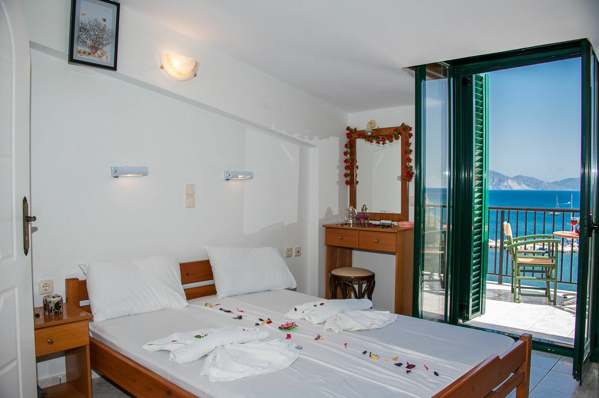 Karmiris Studios And Apartments Keri Ngoại thất bức ảnh
